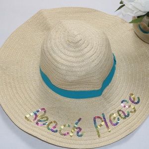 Straw beach hat